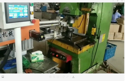 冲床机械手（电机外壳）zs-jxs-1